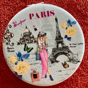 Beautiful NEW Cosmetics TRAVEL COMPACT Purse MIRROR From PARIS